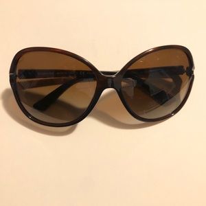 BRAND NEW SUNGLASS HUT SUNGLASSES